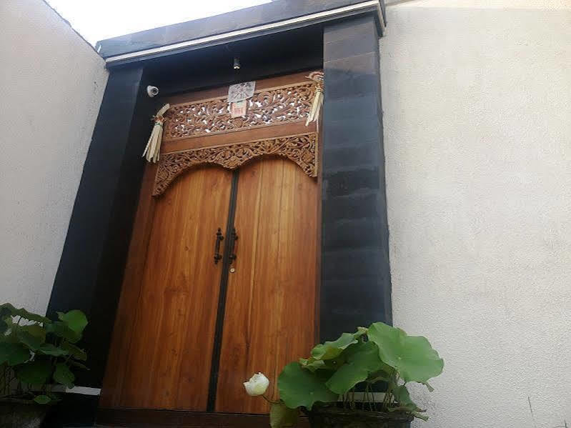 Villa De Kerobokan Dalung  Zewnętrze zdjęcie